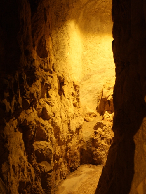 hezekiahs tunnel jerusalem